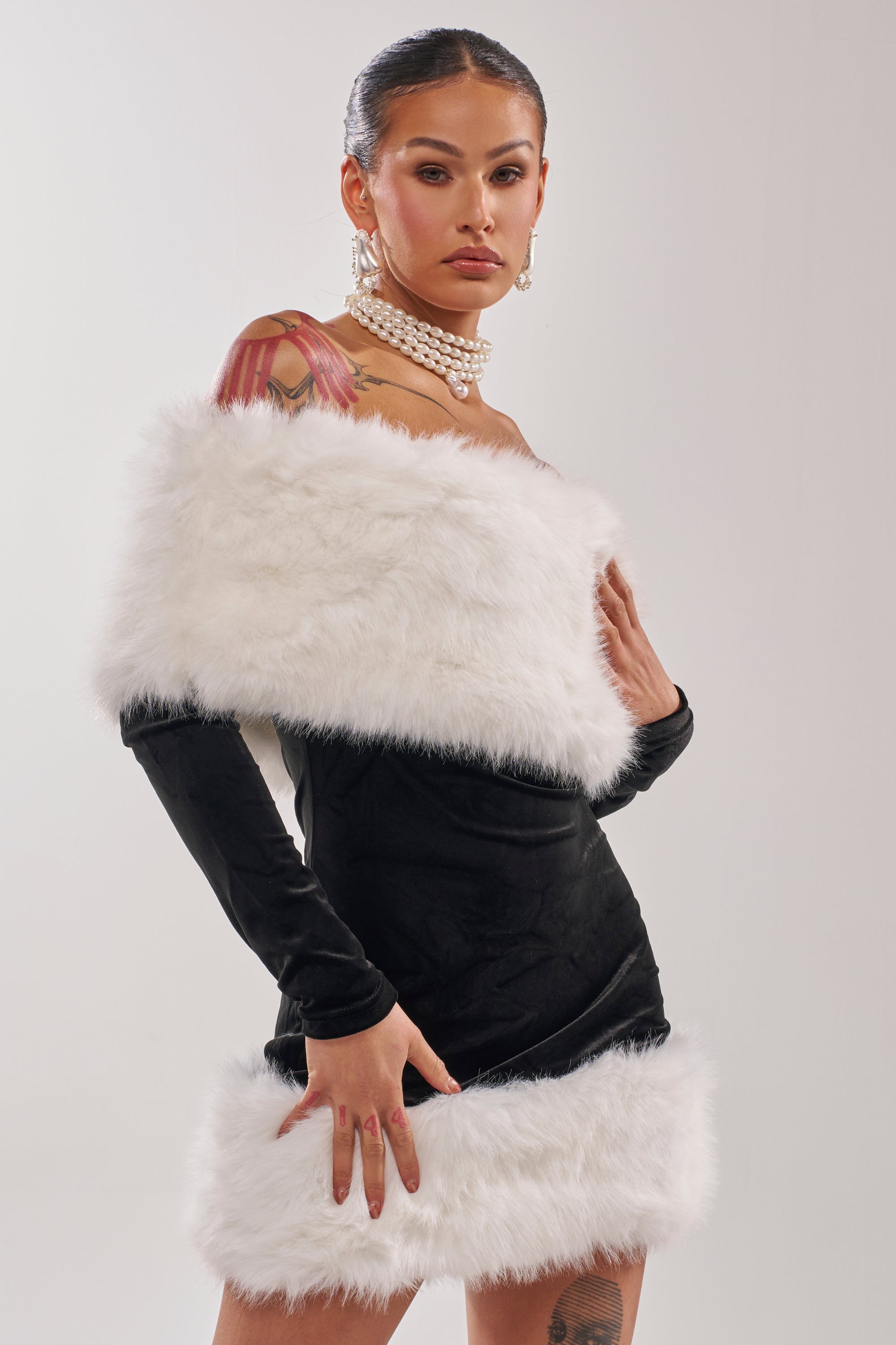 OH BABY VELVET MINI DRESS WITH FUR TRIM