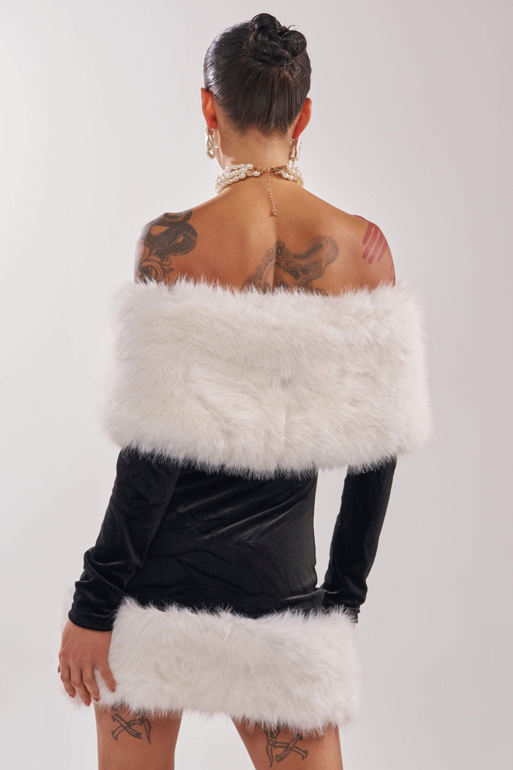 OH BABY VELVET MINI DRESS WITH FUR TRIM